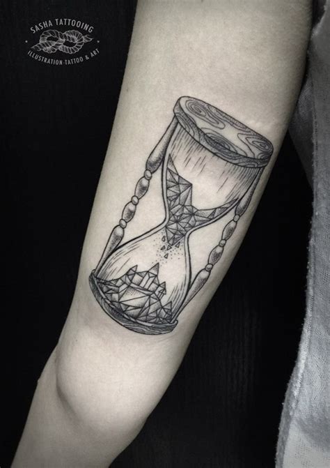 Black Lines Hourglass Tattoo Tattooimages