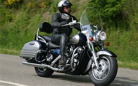 650 см³ / 61 л.с. Kawasaki VN 1600 Classic Tourer - im Test - Motorrad-Tests ...