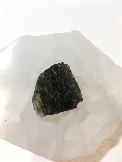 Composition and mineralogy the chemical composition of the gibeon is: Moldavite MOL7.2/19