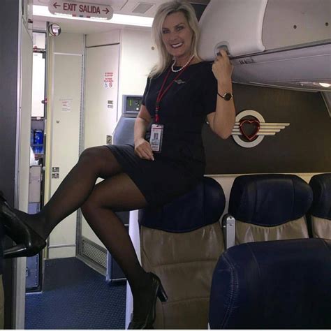 Pin Auf Sexy Flight Attendant