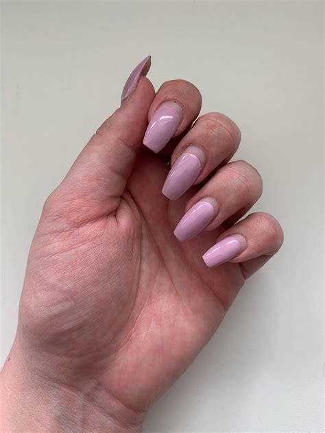 Place small piece of paper towel hi, i'm jamie! How To Take Off Acrylic Nails At Home ⋆ Beautymone