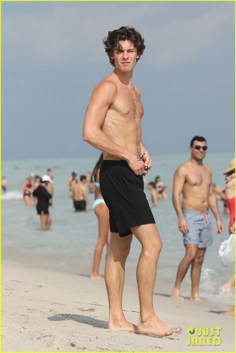 Shawn Mendes Spotted Meditating During Another Beach Day In Miami New Photos Photo 4687458