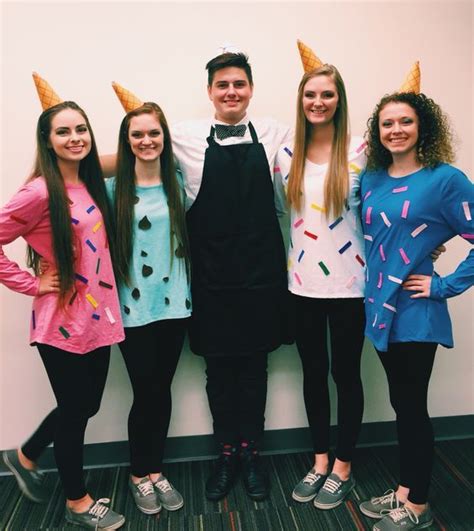 50 Group Halloween Costumes That Are Seriously Squad Goals Cute Group Halloween Costumes