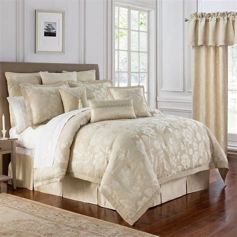 Browse our great low prices & discounts on the best down alternative. Marquis by Waterford Emilia 4-piece Comforter Set, White ...