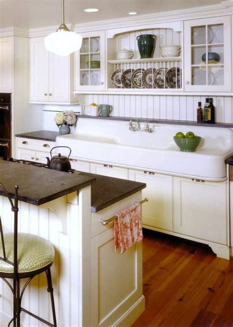 A kitchen renovation is easy when you limit your palette. Where to Find a Vintage Style Farmhouse Sink | Vintage kitchen sink, Farmhouse sink kitchen ...