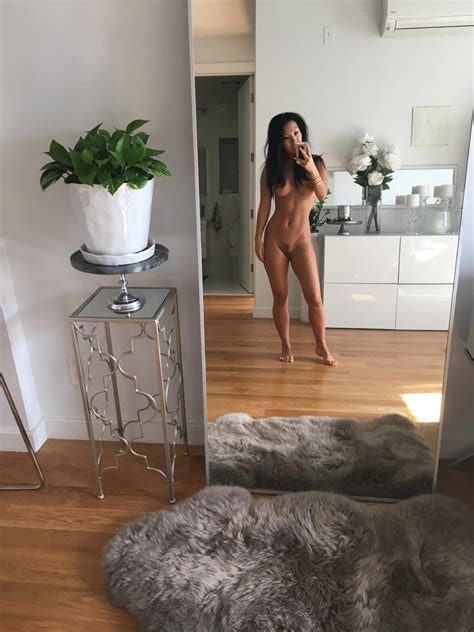 Asa Akira Nude Mirror Selfies Leaked