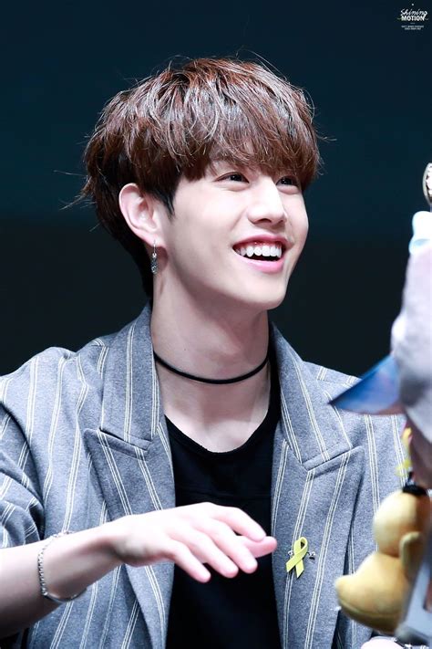 Throughout his career, he has dabbled in singing, rapping, composing, producing, designing and more. Pin by Renyta Silla on Your Pinterest Likes | Mark tuan, Got7 mark, Got7 mark tuan
