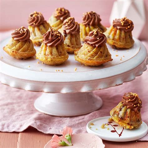 Mini Gugelhupfe Mit Schoko Frosting Rezept Essen Und Trinken Hot Sex