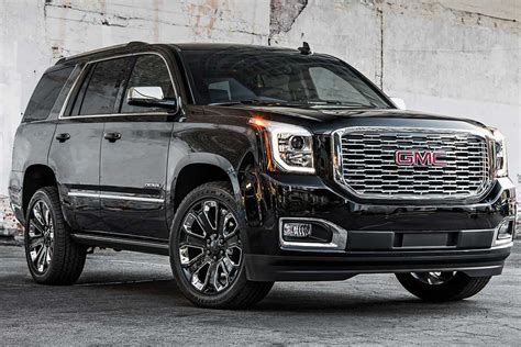 The gmc yukon tops out at 8,500 pounds. 2019 Chevrolet Tahoe vs. 2019 GMC Yukon: What's the ...