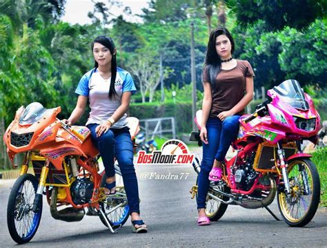 Pick agak bb buat wanita hati2 kalau pakai rok mini saat. Modifikasi Motor Kawasaki Ninja Dan Cewek Keren Double ...