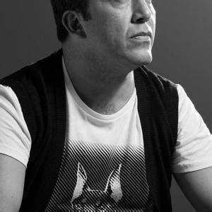 Ablalarının geçmişleri ve dedeleri ile ilgili bir araştırma. Emre Kinay: Tv Series, Biography, Movies - Turkish Drama