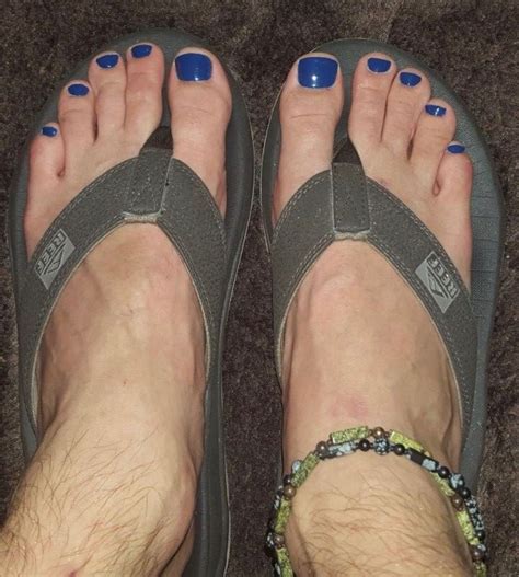 Find the perfect man painted nails stock photos and editorial news pictures from getty images. Pin by Thegmen on Male nail polish&jewelery | Beautiful ...