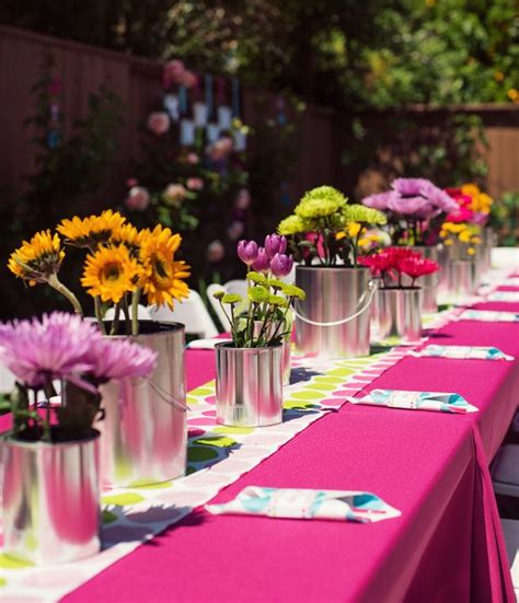 Amazing 26 Birthday Table Decoration Ideas For Adults