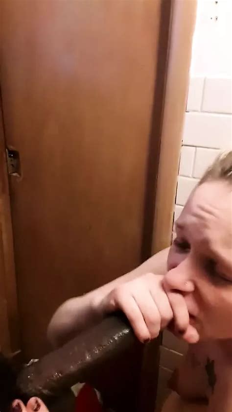 Wei E Schlampe Bekommt Gesichtsbesamung Von Bbc Im Badezimmer Xhamster
