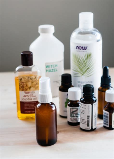 Here is a diy insect repellent spray made with essential oils so you can feel good about what you are putting on your body. All-Natural DIY Bug Spray - Styleoholic