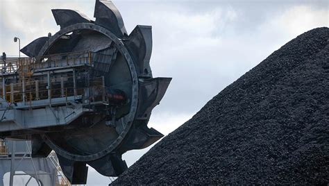 Emr Capital Indonesias Adaro Buy Rio Tintos Last Coal Mine For 225b