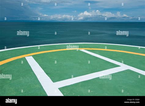 Heliport At Oceanside Stock Photo Alamy