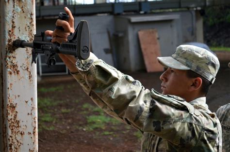 Dvids Images Combat Engineers Marines Breach Doors With Shotguns