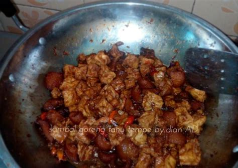 Biasa digunakan untuk isi this sambal goreng tahu tempe is a vegetarian dish comprised of tempeh, beancurd and. Resep Sambal goreng tahu tempe(udang dan cecek sapi) oleh Dian AD - Cookpad