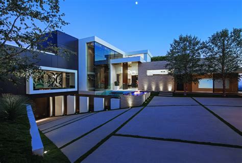 Stunning Newly Built 36 Million Contemporary Mansion In Beverly Hills