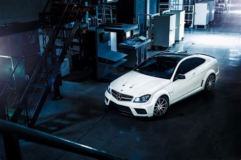 3840x2160 Resolution White Mercedes Benz Coupe Parked Inside Building