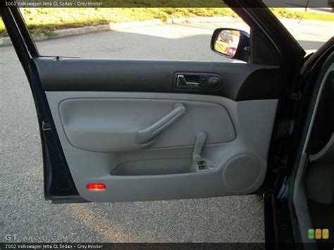 From the cars.com expert editorial team. Grey Interior Door Panel for the 2002 Volkswagen Jetta GL ...