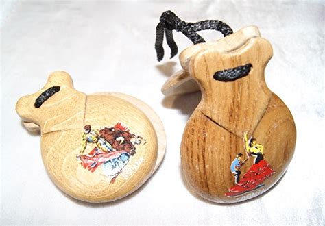 Check out amazing castagnetten artwork on deviantart. Spaanse klassieke Castagnetten hout - 1 pair of Spanish ...
