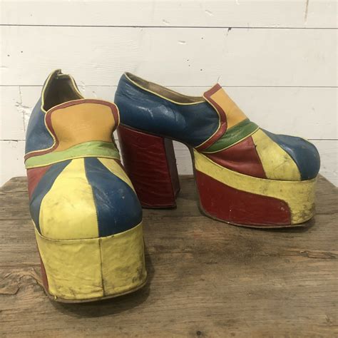 Vintage 70s Platforms Shoes Pumps Heels Rainbow Multi Color Elton John