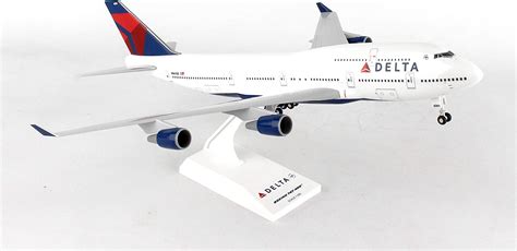 Daron Skymarks Delta 747 400 Airplane Model Building Kit With Gear 1