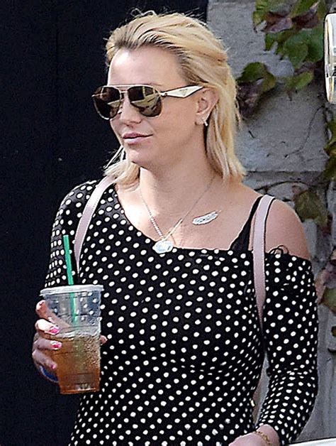 May 15, 2020 · britney spears clocked herself over 100,000 views in under 45 minutes today, taking to instagram with a stunning video from the backyard of her l.a. Britney Spears at a Recording Studio in Calabasas ...