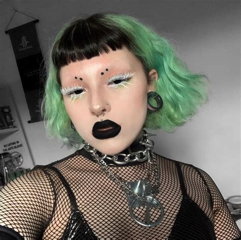 Instagram Post By Mags • Nov 28 2019 At 532pm Utc Edgy Makeup Punk