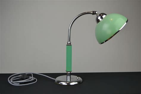 Bauhaus Style Green Bakelite Desk Lamp Art Deco Retro Station