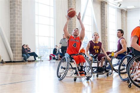 Illinois Mens Wheelchair Basketball Team Eyes The Bucks In Champaign