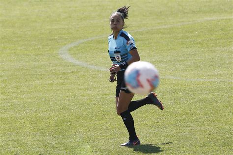 María belén carvajal hizo historia en chile cuando se convirtió en la primera mujer en arbitrar un partido del campeonato oficial chileno: Copiapó lo dio vuelta en un duelo histórico | CDF.CL