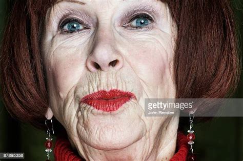Old Ladies Wearing Lipstick Bildbanksfoton Och Bilder Getty Images
