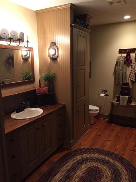 Welcome to our country bathrooms photo gallery showcasing multiple country bathroom design ideas of all types. small primitive bathrooms #Primitivebathrooms # ...