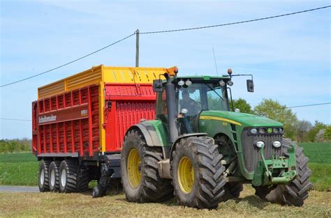 Un Tracteur A Pris Feu à Avesnes En Saosnois Aucun Blessé Nest à