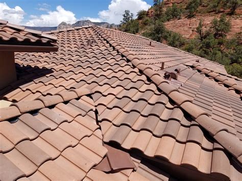 Discover 6 methods to find a roof leak and 13 diy repairs for a leaking roof. How to Fix a Leaking Roof From the Inside? - Behmer Roofing