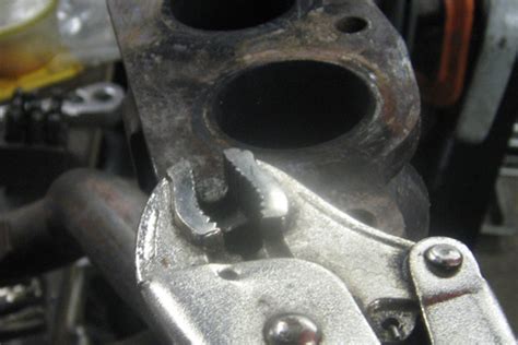 How To Get Broken Bolts Out Of Exhaust Manifold A Comprehensive Guide