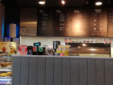Aside from penang, san francisco coffee already has 40 other outlets located throughout the klang valley, negeri sembilan and pahang. Farhana Jafri: Lepak Di San Francisco Coffee Oasis Square ...