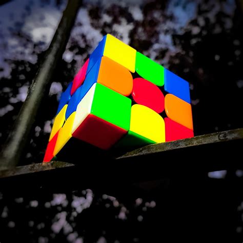 Cubo Rubik Night Cube Gan Trees Window Hd Phone Wallpaper Peakpx