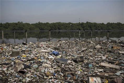 Ap Investigation Rios Olympic Water Rife With Sewage Virus Sports