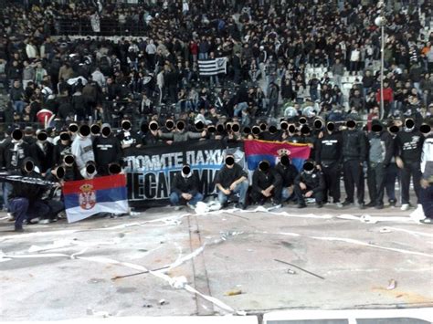 Paok fans in istanbul paok selanik hooligans fanatik türk hayranları saldırı paok vs fenerli paok fans at turkgay paok hooligans riots at turkey •••. PAOK Hooligans 1926: Group Photos