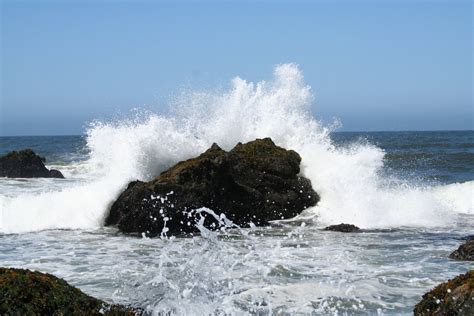 Waves Crashing On Rock Waves Ocean Water