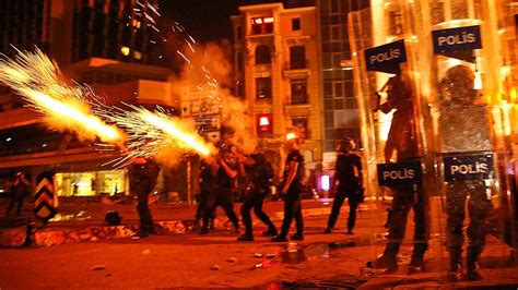 Gezi Park Demonstrators In Istanbul Refuse To Leave Der Spiegel