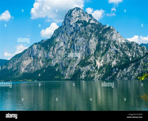 Austria Salzkammergut Lake Traunsee Stock Photo Alamy