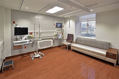 Today it is a major patient care, teaching and research center for the southwest. Baylor University Medical Center ICU Renovation - Prism ...