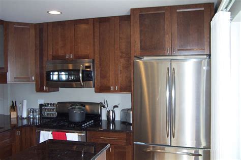For those who live in the greater chicago area, the first place to consider remodeling in the house has to be the kitchen. Kitchen Remodeling in the Chicago Area
