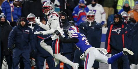 Patriots Kendrick Bourne Hit With Sex Toy After Scoring Touchdown Vs