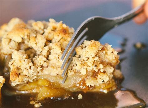 Bourbon Apple Pie Recipe Bourbon Apple Pie Scrumptious Desserts Apple Pie Recipes